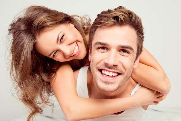 6 Ways to Quickly Improve Your Smile from Modern Smiles Family Dentistry in Phoenix, AZ