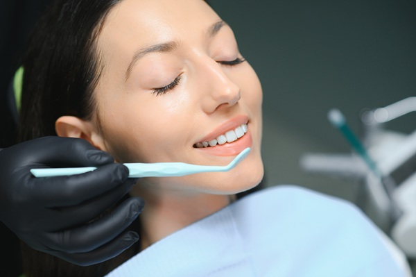 The Key Differences Between A General And Cosmetic Dentist